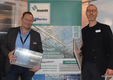 You can mix substrates to grow peat-free, or just use perlite alone. Niels Willems, Kurt Lauwers and Sven Willems of Willems Perlite often had their booth full of growers, including a whole club from West Flanders.